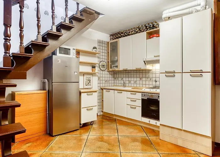 Piazza Maggiore Duplex Apartment By Wonderful Italy